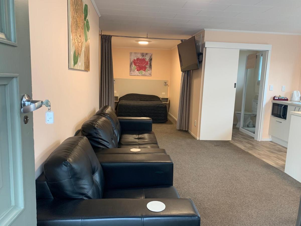 Kingswood Motel Waimate Εξωτερικό φωτογραφία