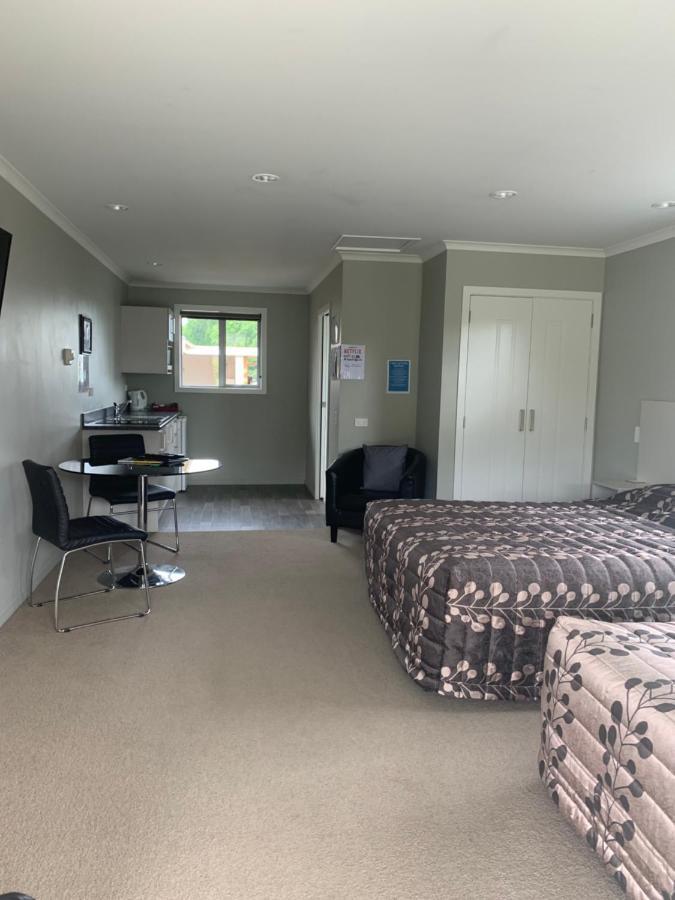 Kingswood Motel Waimate Εξωτερικό φωτογραφία